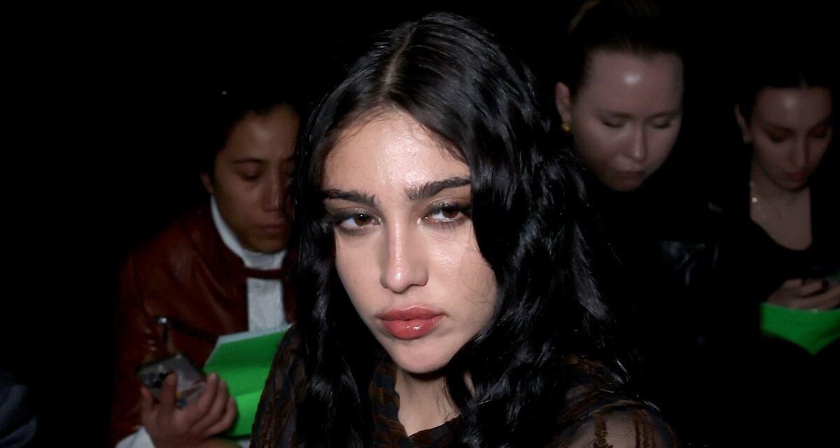 Lourdes Leon, la fille de Madonna, est époustouflante dans une robe entièrement transparente à Paris