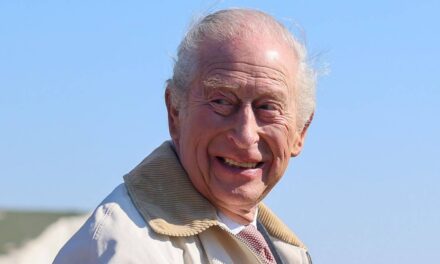 Le roi Charles recrute une nouvelle recrue passionnante dans le cadre d&rsquo;un remaniement majeur de son personnel