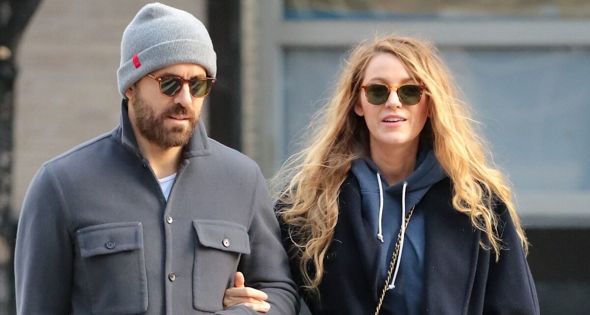 Blake Lively, abattu, réconforte son mari au cœur brisé, Ryan Reynolds, lors d&rsquo;une rare apparition publique
