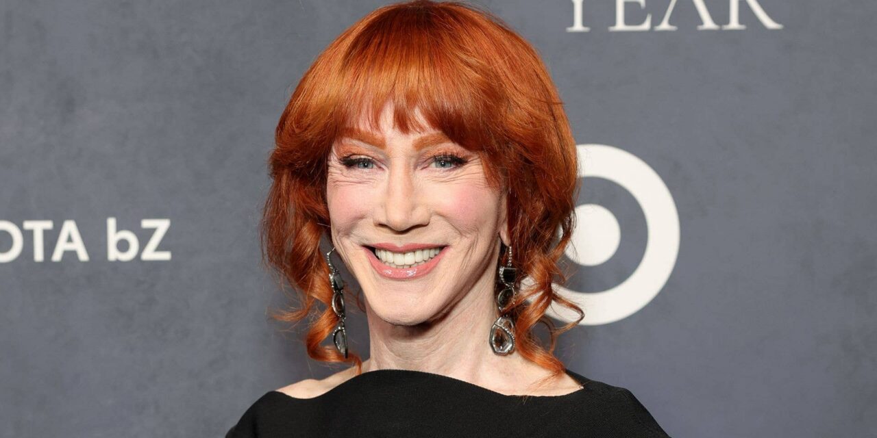 Kathy Griffin plonge les fans dans une frénésie avec une transformation saisissante