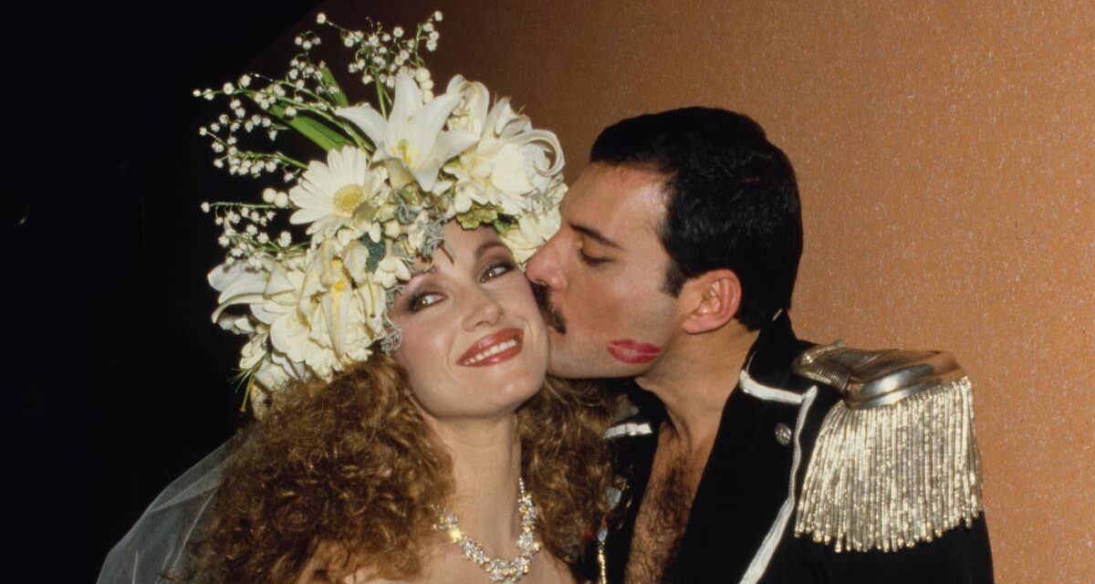 Jane Seymour se souvient de la fois où elle a « épousé » Freddie Mercury