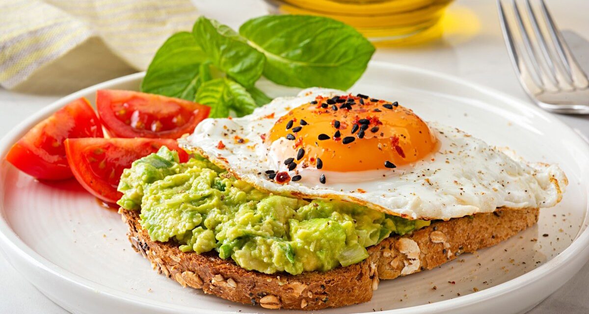 Arrêtez de manger vos œufs nature ! 7 accords culinaires pour booster votre santé et votre métabolisme