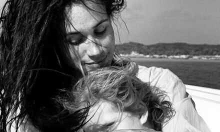 Meghan Markle partage un moment sincère avec sa fille, la princesse Lilibet, à l&rsquo;occasion de la Journée internationale de la femme