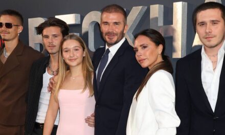 David Beckham fait l&rsquo;éloge de Victoria comme d&rsquo;une « inspiration » pour leurs 4 enfants à l&rsquo;occasion de la fête des mères