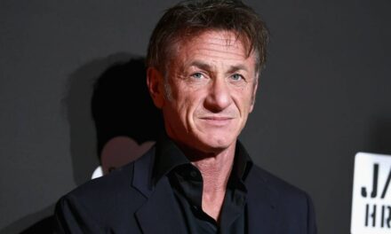 Rencontrez la célèbre famille de Sean Penn : du père acteur sur liste noire aux enfants qui suivent ses traces
