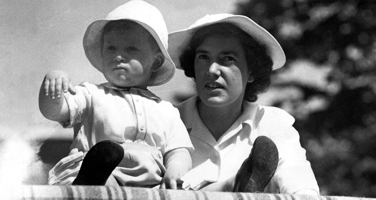 La nounou bien-aimée du roi Charles, Mabel Anderson : rencontrez sa mère porteuse avec qui il pourrait partager ses « sentiments et frustrations »