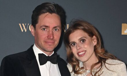 La princesse Béatrice et Edoardo Mapelli Mozzi n&rsquo;envisagent pas de déménager à l&rsquo;étranger malgré les informations