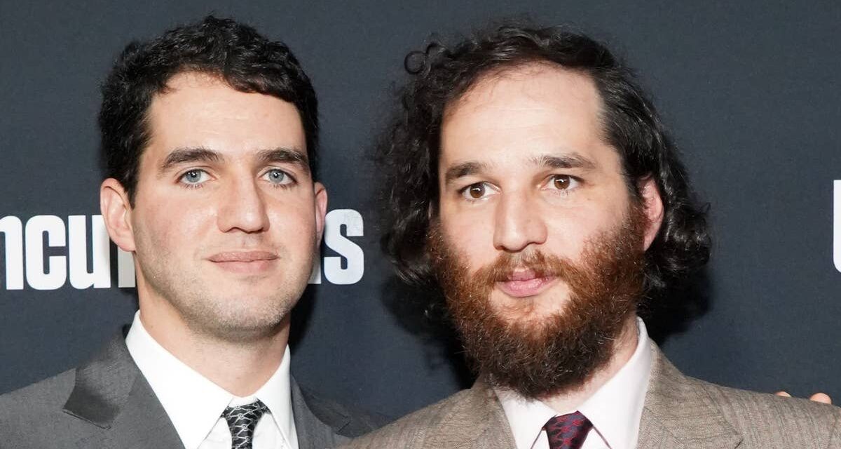 Rencontrez Benny, le célèbre frère du réalisateur de Marty Supreme, Josh Safdie, ainsi que leur séparation controversée en tant que collaborateurs