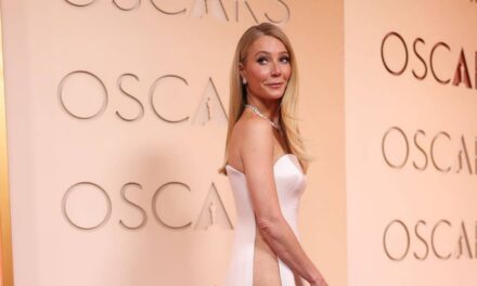 Oubliez la robe nue – Gwyneth Paltrow vient de nous rendre nostalgiques de cette tendance beauté des années 2000