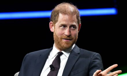 Le prince Harry photographié après que les espoirs de réconciliation avec son père, le roi Charles, aient été anéantis