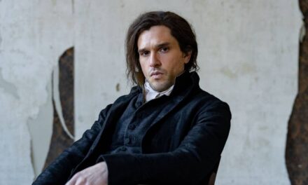 Le thriller d&rsquo;époque « tordu » de la BBC, A Tale Of Two Cities, promet une romance déchirante et une vengeance brutale