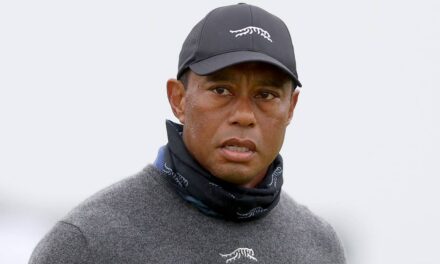Tiger Woods arrêté pour conduite en état d&rsquo;ébriété après un accident à « grande vitesse » en Floride – tout ce que nous savons
