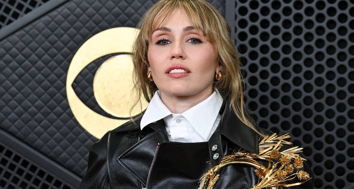 Les fans de Miley Cyrus « crient » après avoir découvert son vrai nom : « Qui allait me le dire ? »