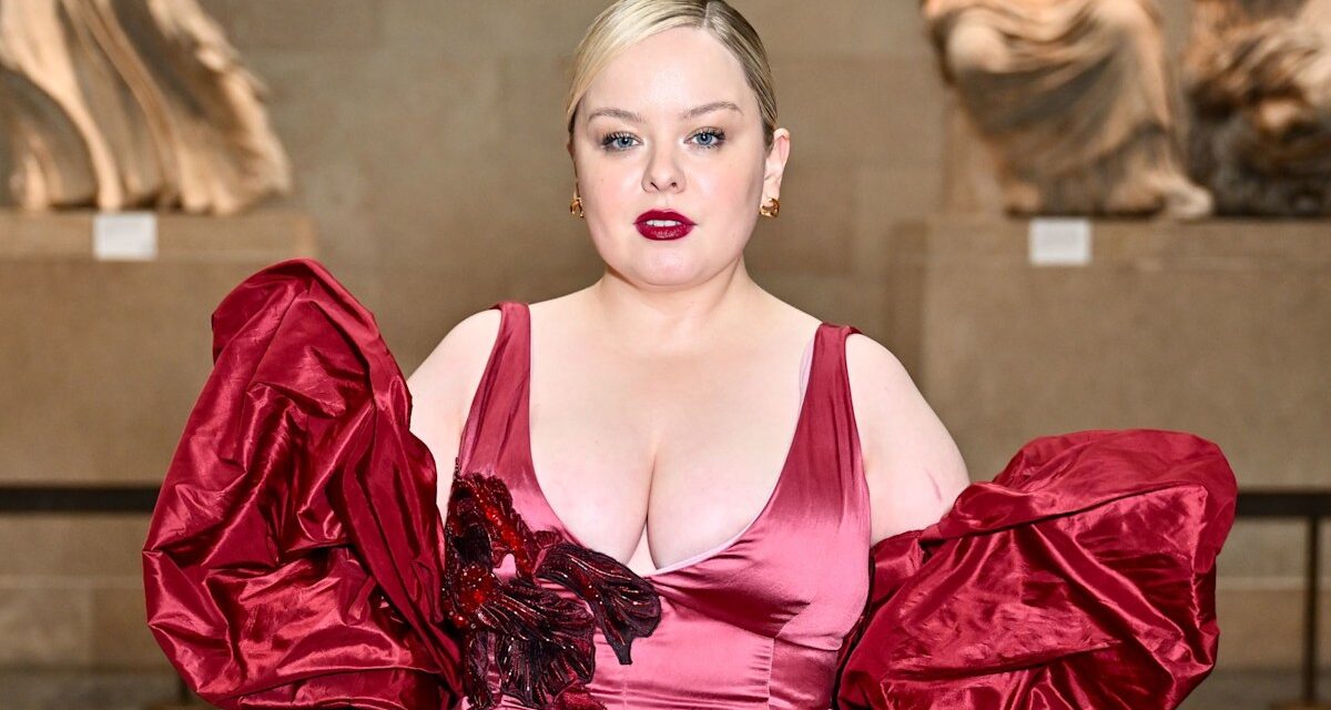 Nicola Coughlan de Bridgerton riposte au label « taille plus » – « Je déteste tellement ça »