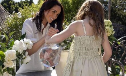 La princesse Lilibet montre des cheveux roux tombants – portant la couleur « douce » ultime