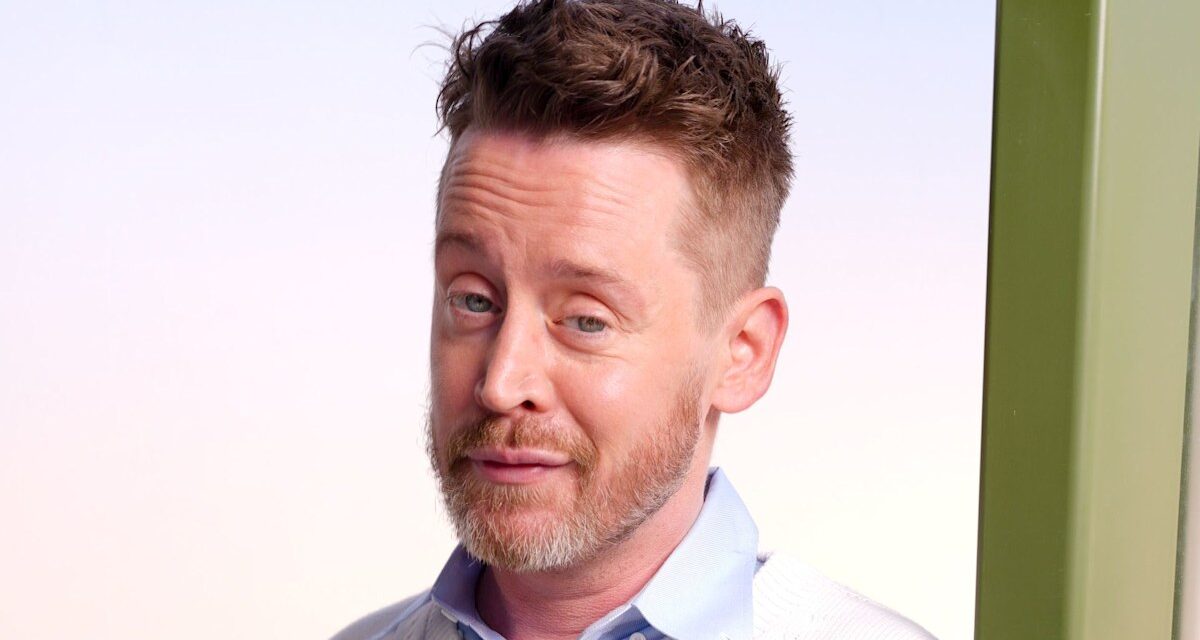 Macaulay Culkin fait une apparition à la Fashion Week de Paris après le décès de Catherine O&rsquo;Hara à 71 ans