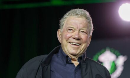 William Shatner fête ses 95 ans avec un point sur sa santé et de nouvelles photos de sa fille Lisabeth