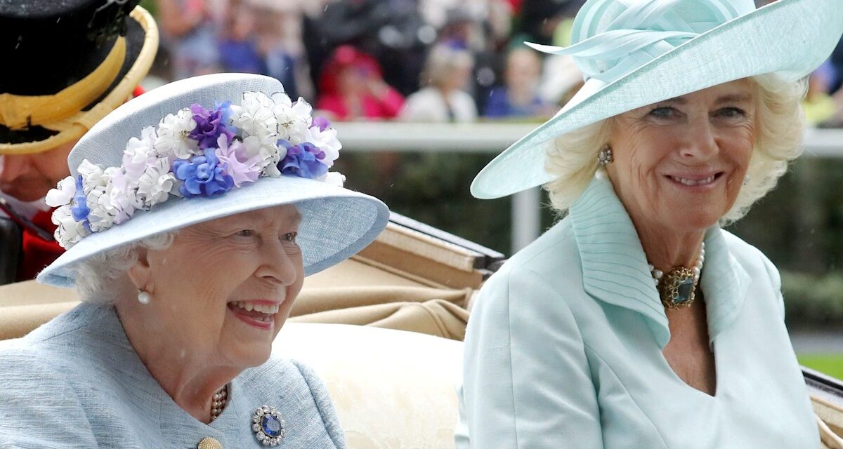 La maison de fille « célibataire » de la reine Camilla, d&rsquo;une valeur de 850 000 £, avec des souvenirs doux-amers de la reine Elizabeth
