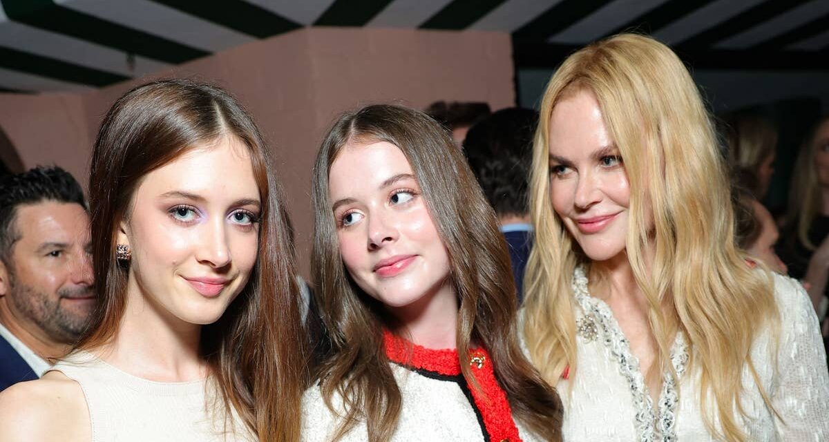 Les filles aux cheveux corbeau de Nicole Kidman sont les jumelles de leur mère sur une photo côte à côte