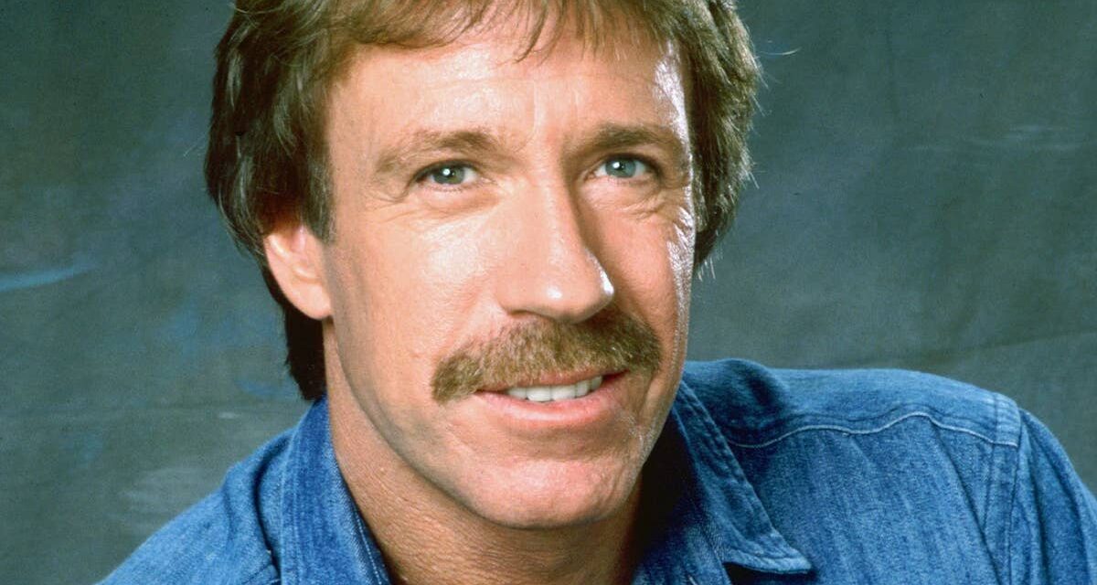 Chuck Norris décède à 86 ans après une hospitalisation à Hawaï