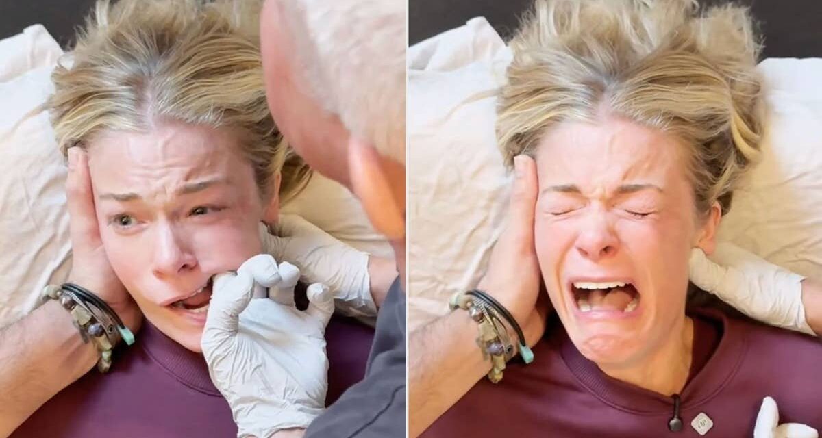 Les fans de LeAnn Rimes se précipitent pour soutenir la chanteuse après qu&rsquo;elle ait fondu en larmes suite à un traitement de libération profonde