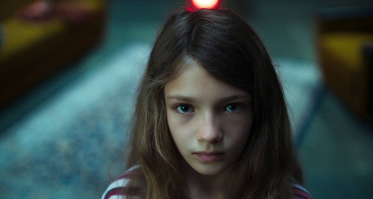 Le thriller « troublant » en 6 parties de Netflix, Dear Child, a un score parfait pour Rotten Tomatoes – et les fans l&rsquo;ont gobé en une nuit