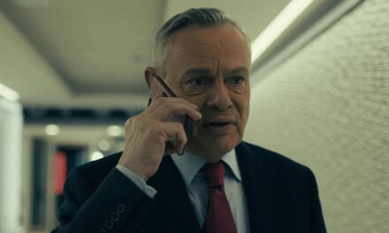 Martin Clunes révèle une perte de poids et une transformation physique « assez complexe » pour le rôle de Huw Edwards