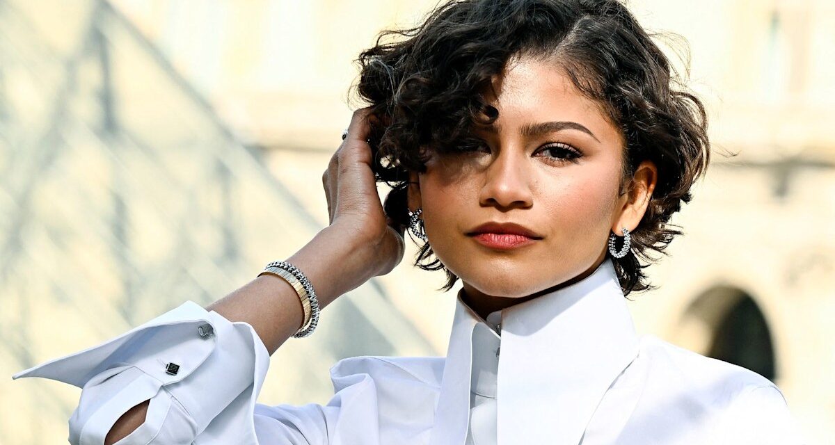 Zendaya surprend en blanc nuptial après la révélation du mariage secret de Tom Holland