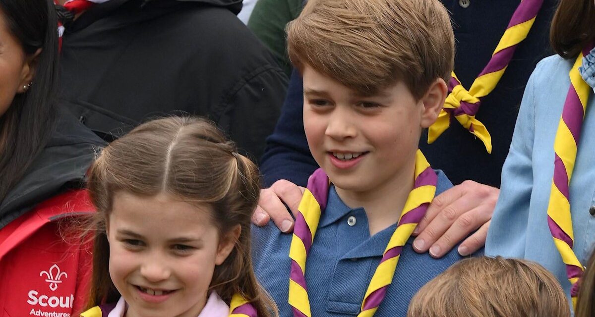 Pourquoi le prince George, la princesse Charlotte et le prince Louis ont éclaté de rire lors d&rsquo;une séance photo officielle