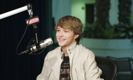 Qu&rsquo;est-il arrivé à l&rsquo;ancien enfant star Sterling Knight ? Où en est-on maintenant après la renommée de Disney Channel