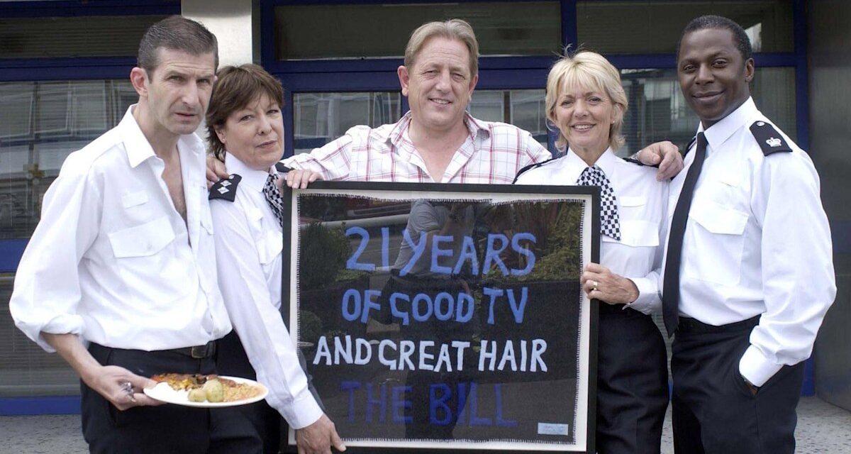 Le casting de Bill avant et après : découvrez comment les stars ont changé