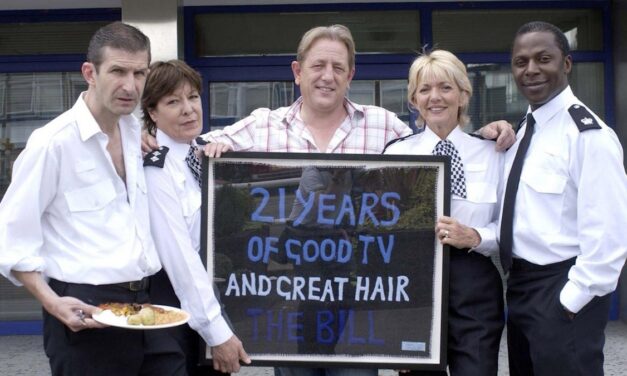 Le casting de Bill avant et après : découvrez comment les stars ont changé