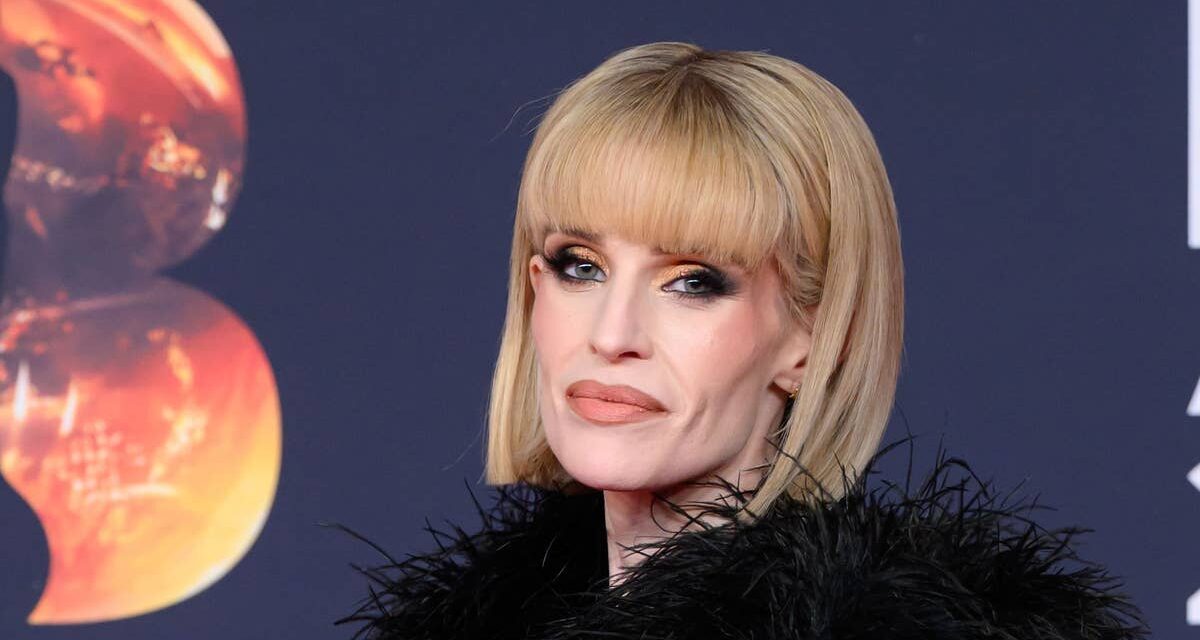 Kelly Osbourne revient sur l&rsquo;année écoulée dans des extraits de Pâques en famille au milieu des rapports divisés de Sid Wilson