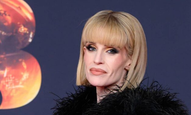 Kelly Osbourne revient sur l&rsquo;année écoulée dans des extraits de Pâques en famille au milieu des rapports divisés de Sid Wilson