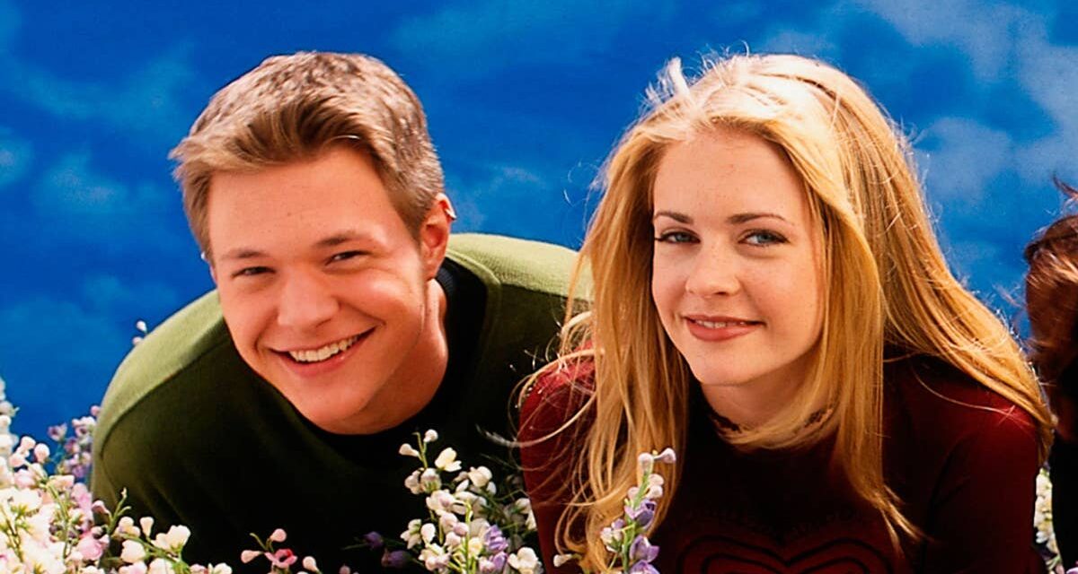 Nate Richert, idole des années 90, est méconnaissable alors qu&rsquo;il retrouve sa célèbre co-star