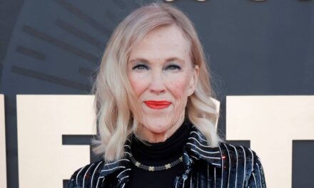 Le frère de Catherine O&rsquo;Hara révèle des détails déchirants sur ses derniers jours avant sa mort à 71 ans