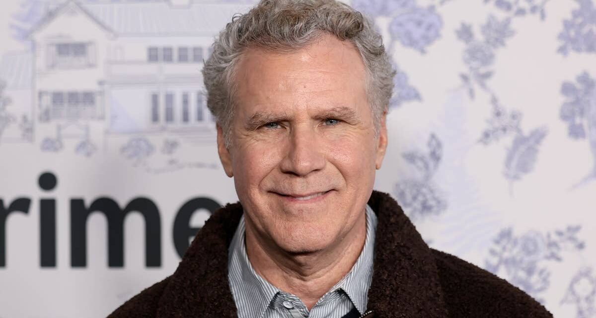 Will Ferrell et son sosie Magnus, 22 ans, perpétuent une tradition familiale de plusieurs années dans d&rsquo;adorables nouvelles photos