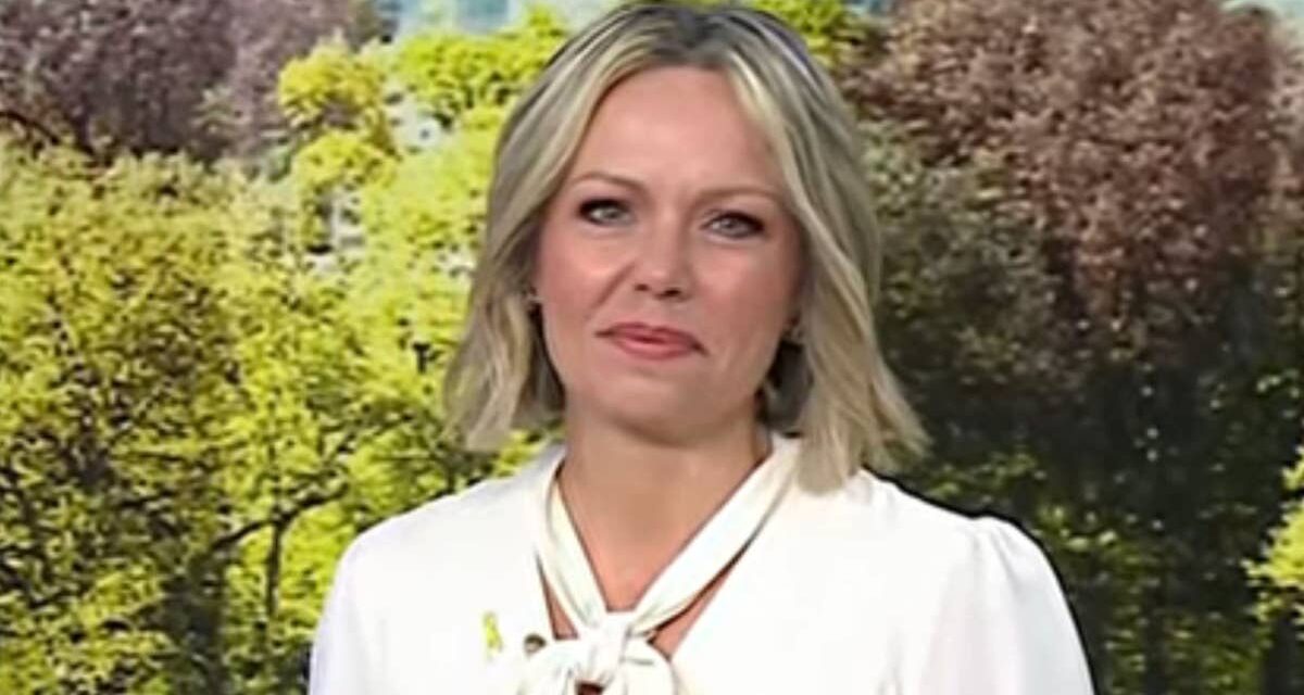 Dylan Dreyer d&rsquo;aujourd&rsquo;hui fait une déclaration dans une mini-robe audacieuse à nœud et des talons vertigineux