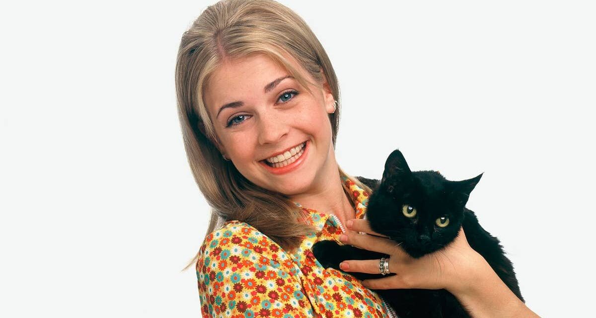 Sabrina, la sorcière adolescente, explique comment elle a perdu 18 livres de poids en périménopause