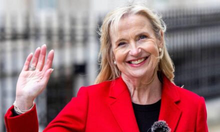 À l&rsquo;intérieur de la retraite de Carol Kirkwood loin de la BBC avec son mari depuis 2 ans