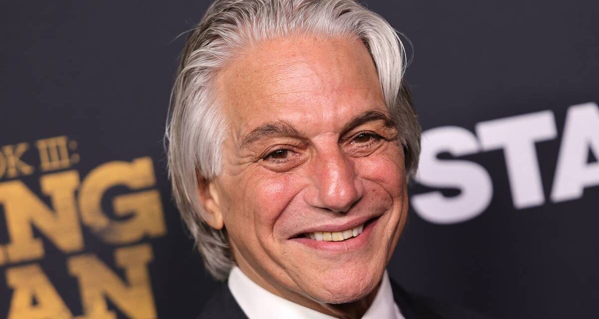 Rencontrez les 4 enfants de la star des années 80 Tony Danza, dont son fils acteur qui a joué à ses côtés dans Taxi