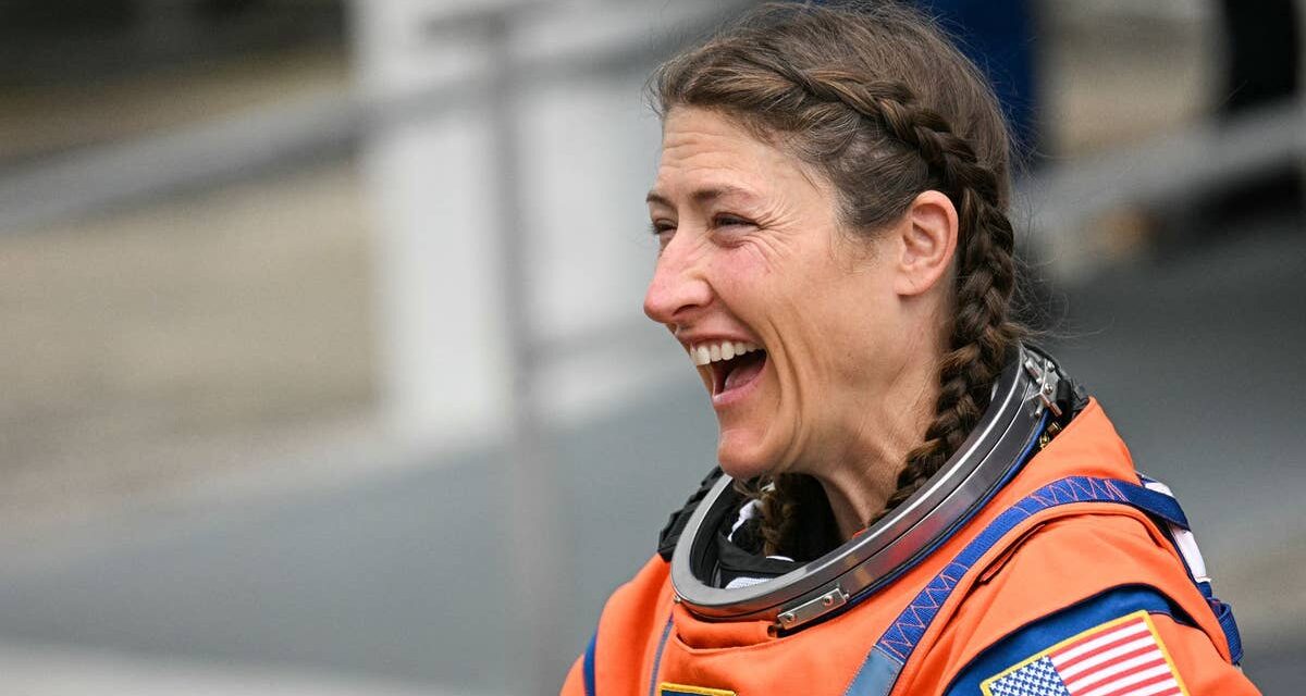 Ce que l&rsquo;astronaute Christina Koch se dit pour vaincre le syndrome de l&rsquo;imposteur à 47 ans – en tant que première femme à voyager sur la face cachée de la Lune