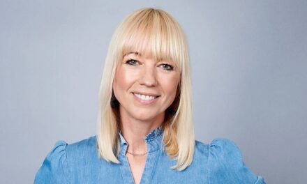 Sara Cox s&rsquo;apprête à remplacer Scott Mills en tant qu&rsquo;animatrice du BBC Radio 2 Breakfast Show