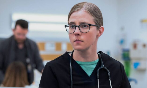 Taylor Dearden, la fille de Bryan Cranston, a réagi avec la formation de The Pitt lors d&rsquo;une urgence médicale réelle