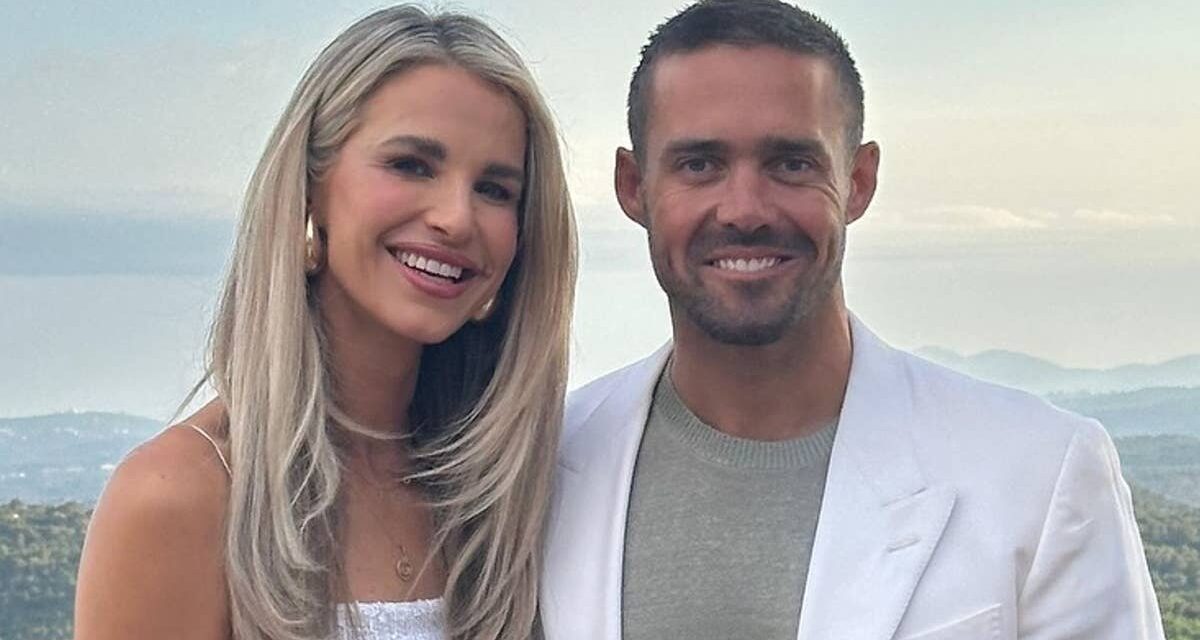 Vogue Williams annonce qu&rsquo;elle attend un quatrième enfant avec Spencer Matthews – voir d&rsquo;adorables photos de baby bump