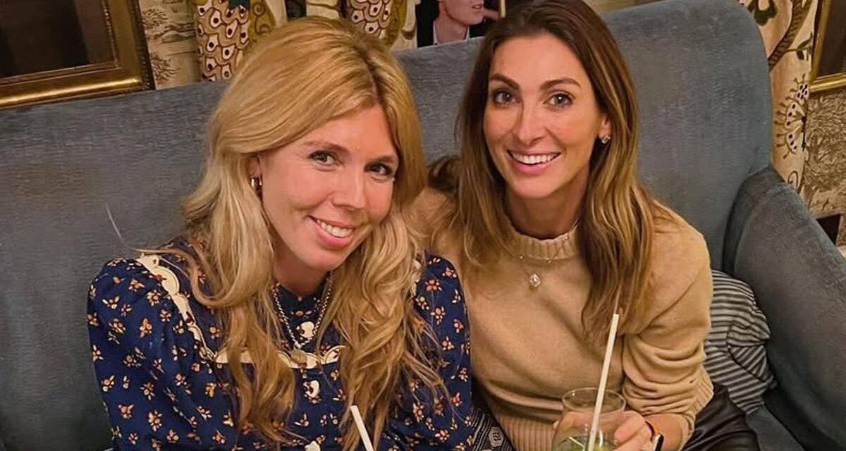 Carrie Johnson est la maman délicieuse ultime en capris moulants pour les soirées entre filles