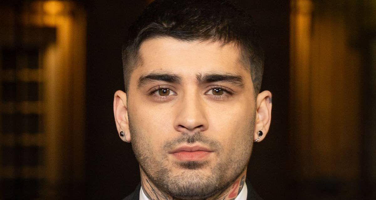 Les fans de Zayn Malik se précipitent aux côtés du chanteur alors qu&rsquo;il est hospitalisé de manière inattendue