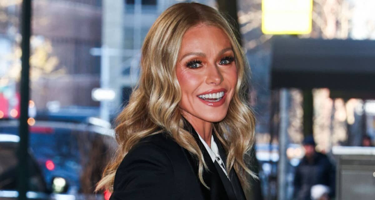 Kelly Ripa révèle la procédure cosmétique « désespérée » qu&rsquo;elle a essayée