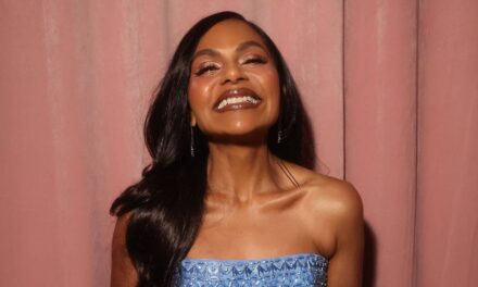 Mindy Kaling semble plus mince que jamais dans une robe qui fait tourner les têtes pour une nouvelle apparence époustouflante