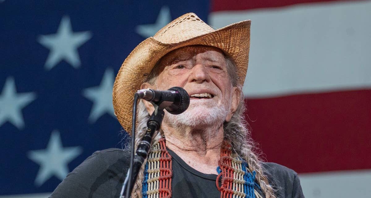 Citation du jour de Willie Nelson : « Vous savez pourquoi les divorces coûtent si cher ? Ils en valent la peine&rsquo;
